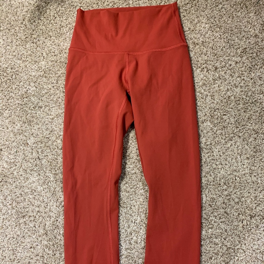 Lululemon cropped leggings